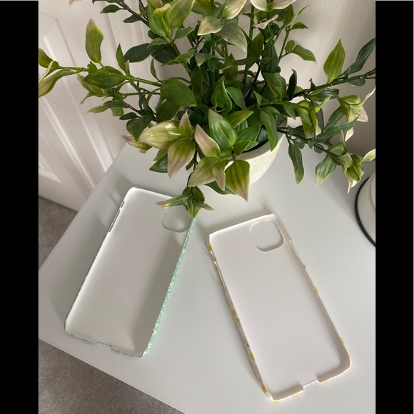 iPhone 11 Burga Snap Cases x2 - Picture 2 of 2